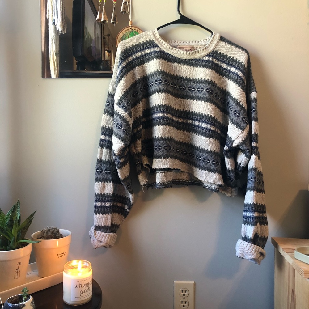 Vintage Crop Sweater